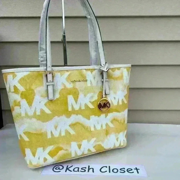 Michael Kors Carryall Tote MK Signature printed Purse Bag Buttercup Multi - Picture 3 of 10